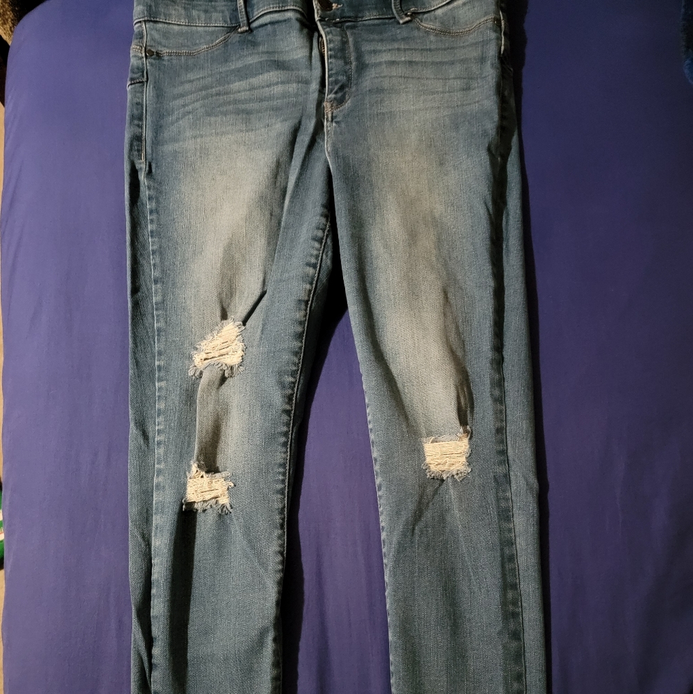 Ripped Juicy Jeans